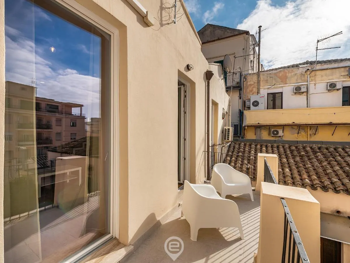 Luisa Apartment Κάλιαρι