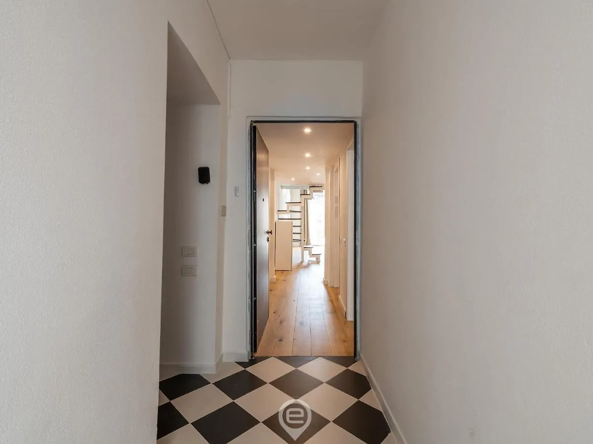 Luisa Apartment Κάλιαρι 0*,